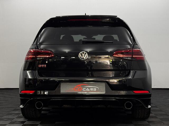 Volkswagen GOLF 2.0 TSI GTI TCR 290PK Pano, Camera, Keyless, Navi, Stoelverwarming, Virtual desk, Cruise control adaptief