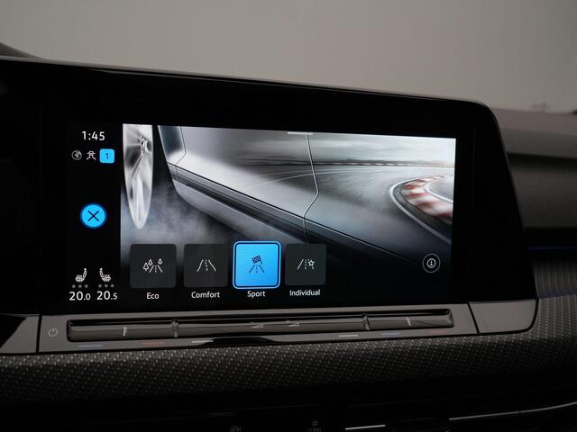 Volkswagen GOLF R-Line 1.5 eTSI 150 pk DSG | Panoramadak | Adaptief onderstel | IQ Light | Stuur-/stoelverwarming | Achteruitrijcamera | Navigatie