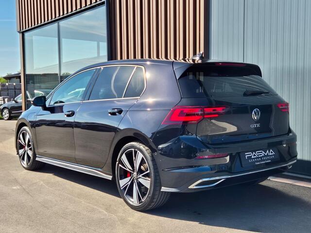 Volkswagen GOLF 1.4 eHybrid GTE 245pk | IQ light | Camera | 18'' | Stuur- stoelverwarm.