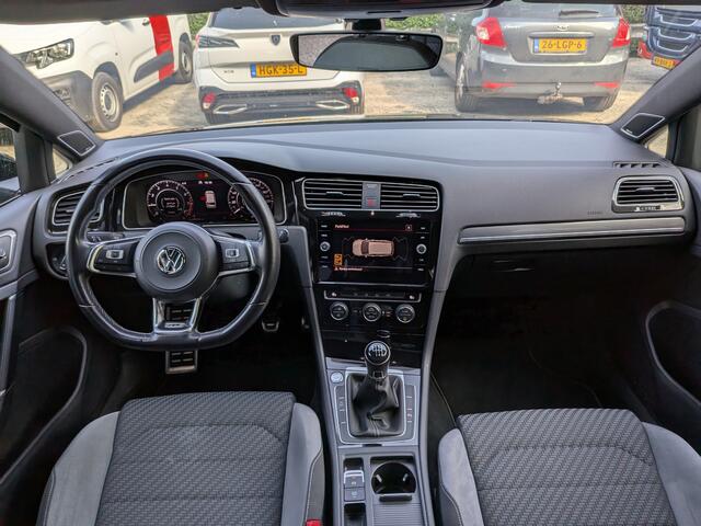 Volkswagen GOLF Variant 1.5 TSI Highline Business R-Line 150 pk