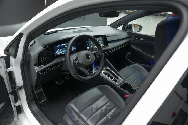 Volkswagen GOLF 8 R |performance pack|drift|Akra||FULL OPTIONS!|vol leder met memory|stoelventilatie en verwarming|HUD|pano|blind spot|