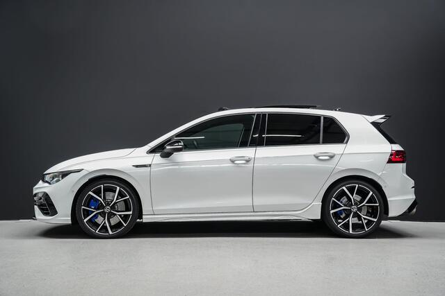 Volkswagen GOLF 8 R |performance pack|drift|Akra||FULL OPTIONS!|vol leder met memory|stoelventilatie en verwarming|HUD|pano|blind spot|