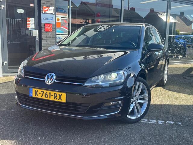 Volkswagen GOLF 1.4 TSI Highline / Xenon / Massage / Cruise