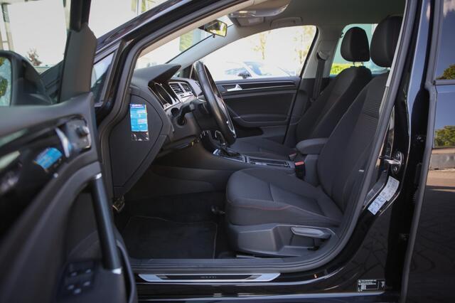 Volkswagen GOLF 1.4 TSI | R-line