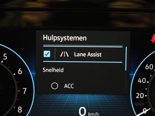 Volkswagen GOLF 1.5eTSI/130PK Life DSG · Camera + Parkeersensoren · Lane assist · Stoel- & stuurverwarming Garantie tot juli 2028 of 100000km