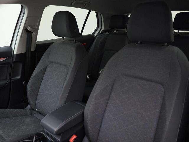 Volkswagen GOLF 1.5 TSI 130PK Life DSG automaat · App connect · Camera + Parkeersensoren · Stoel- & stuurverwarming · Garantie tot juli 2028 of 100000km