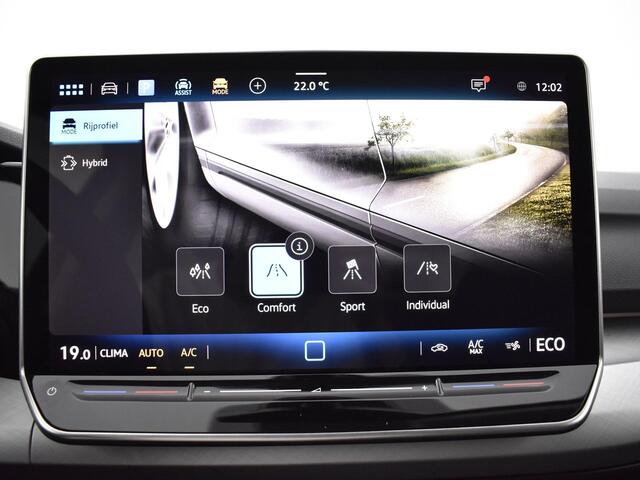 Volkswagen GOLF Life Edition 1.5 eHybrid 204 pk 6 versn. DSG · Trekhaak, elektrisch inklapbaar · MEGA SALE