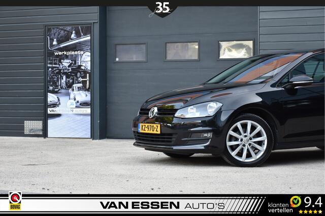 Volkswagen GOLF 1.6 TDI Connected Series Navigatie Airco Stoelverw. NL-Auto!