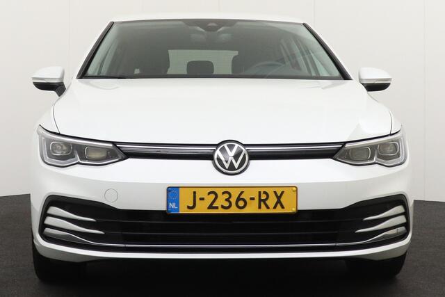 Volkswagen GOLF 1.5 150 PK Aut. eTSI Style Massage Memory Dodehoek IQ.Light