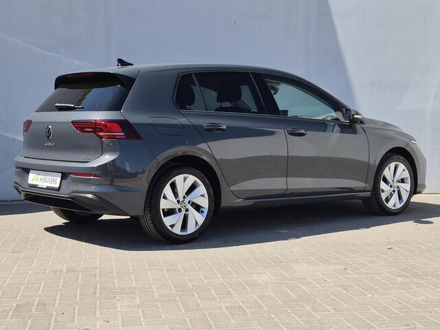 Volkswagen GOLF 8.5 1.5 eTSI Life Edition Automaat / MY 2025 / Facelift Model / Comfort-pakket / Multimedia-pakket / Stuur- en Stoelverwarming / Apple Carplay Android Auto / Adaptief CC / Achteruitrijcamera / Keyless Entry/Start / Lichtmetalen wielen 17" /