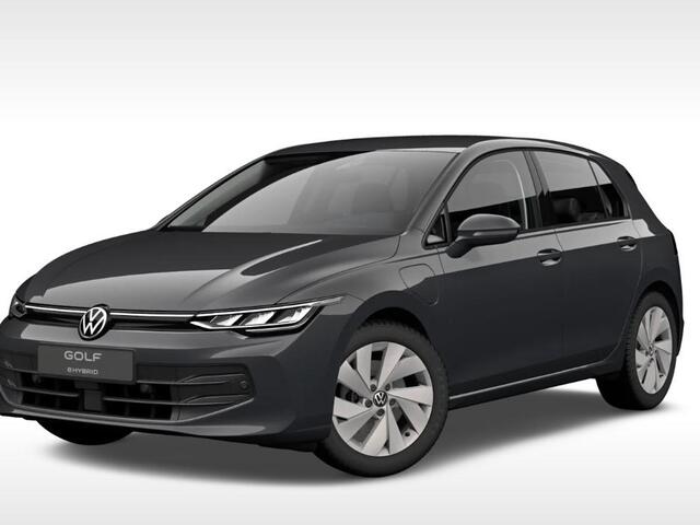 Volkswagen GOLF Life Edition 1.5 eHybrid 150 kW / 204 pk Hatchback Trekhaak | Camera | Adaptive Cruise | Apple Carplay - Android Auto | LED | Parkeersensoren