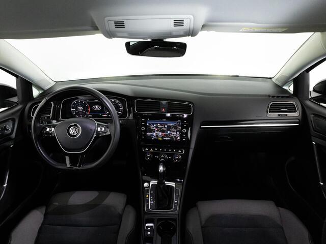 Volkswagen GOLF Variant R-Line 1.5 TSI 150 PK DSG | LED | Navigatie | Keyless | Achteruitrijcamera | Stoelverwarming |