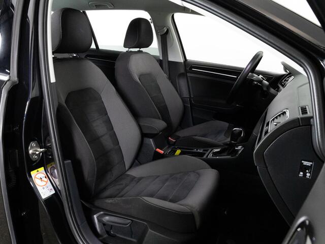 Volkswagen GOLF Variant R-Line 1.5 TSI 150 PK DSG | LED | Navigatie | Keyless | Achteruitrijcamera | Stoelverwarming |