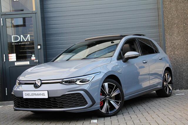 Volkswagen GOLF 1.4 eHybrid GTE Dolphin Grey | Panorama dak | IQ lights voor en achter | Vol | Liefhebbersauto