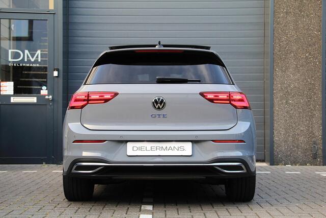 Volkswagen GOLF 1.4 eHybrid GTE Dolphin Grey | Panorama dak | IQ lights voor en achter | Vol | Liefhebbersauto