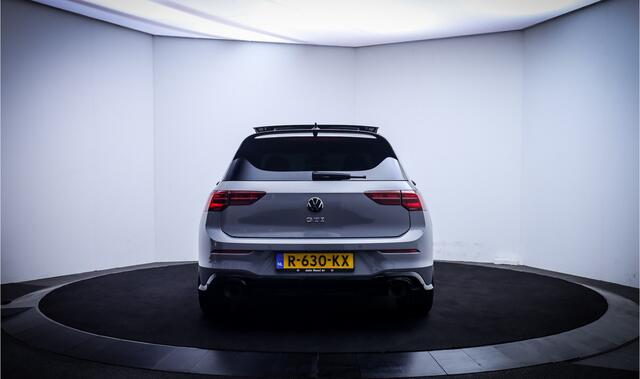 Volkswagen GOLF 2.0T DSG GTI CLUBSPORT 45 JAHRE EDITION AKRAPOVIC | FULL.LED | DYNAUDIO | ADAPTIEF | PANO | CAMERA | HEAD-UP