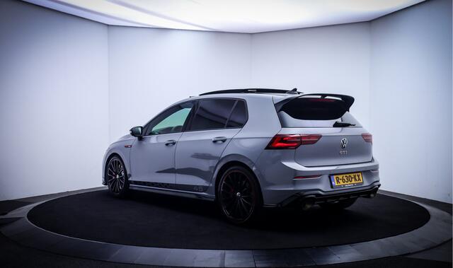 Volkswagen GOLF 2.0T DSG GTI CLUBSPORT 45 JAHRE EDITION AKRAPOVIC | FULL.LED | DYNAUDIO | ADAPTIEF | PANO | CAMERA | HEAD-UP