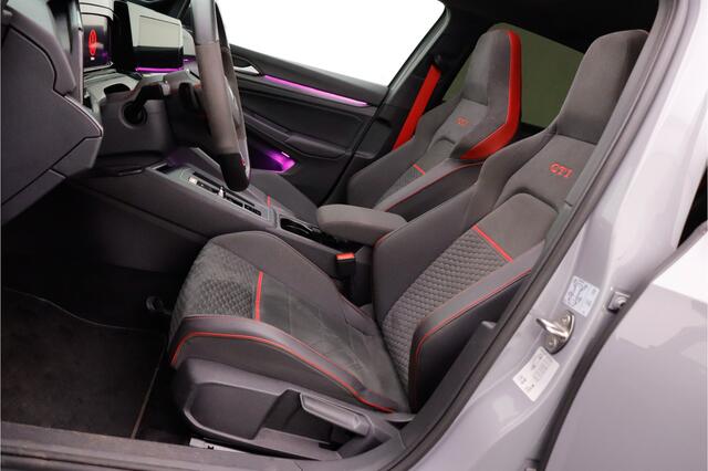 Volkswagen GOLF 2.0T DSG GTI CLUBSPORT 45 JAHRE EDITION AKRAPOVIC | FULL.LED | DYNAUDIO | ADAPTIEF | PANO | CAMERA | HEAD-UP