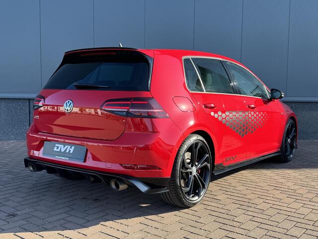 Volkswagen GOLF 2.0 TSI GTI TCR PANO | AKRA | DCC | DYN