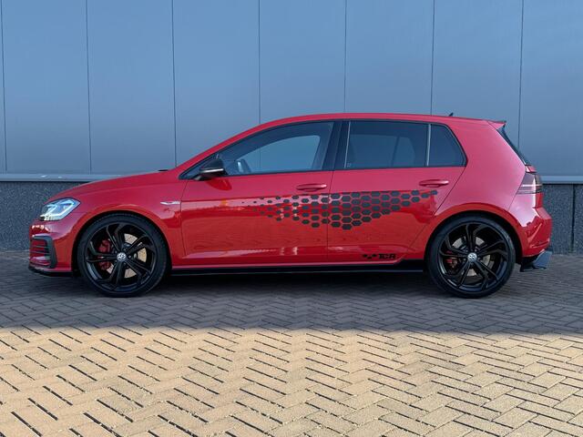 Volkswagen GOLF 2.0 TSI GTI TCR PANO | AKRA | DCC | DYN