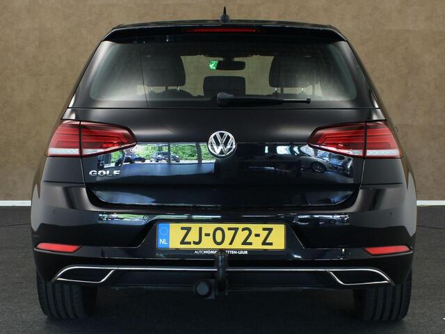 Volkswagen GOLF 1.4 TSI Comfortline - VASTE TREKHAAK (1.400 KG GEREMD TREKGEWICHT) - NAVIGATIE - PARKEERSENSOREN VOOR EN ACHTER - APPLE CARPLAY/ ANDROID AUTO - 19 INCH LICHT METALEN VELGEN - ACHTERUITRIJ CAMERA - CRUISE CONTROL