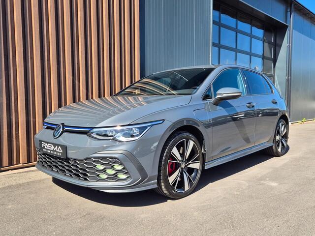Volkswagen GOLF 1.4 eHybrid GTE 245pk | BTW | LED | Camera | Carplay | Stuur-stoelverwarm.