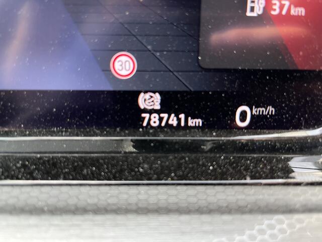 Volkswagen GOLF 1.4 eHybrid GTE / AUTOMAAT/ 245 PK/ PARK. SENSOREN/ IQ. LIGHT/ STOEL-STUURVERWARM./ ADAPT. CRUISE/ APP-CONNECT/ DIGITAL DASHBOARD/ NAVI/ CLIMA/ DAB/ 18" LMV