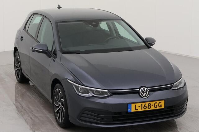 Volkswagen GOLF 1.0 eTSI Life Business DSG Automaat Navigatie / Parkeersensoren / LED / Camera / Clima / App-connect