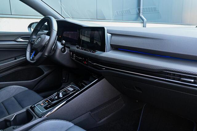 Volkswagen GOLF 2.0 TSI R 4Motion *Harman-Kardon / HUD / Stoelventilatie / Akrapovic uitlaat / Sportstoelen / Nürburgring-stand*