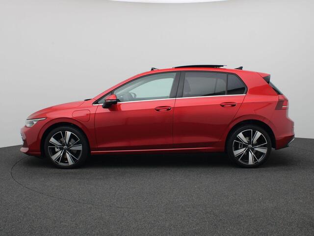 Volkswagen GOLF 1.5 eHybrid Style Edition 204PK DSG Pano-Schuifdak, Adaptieve Cr