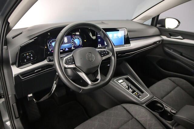 Volkswagen GOLF Life 1.5 eTSI 130pk DSG Automaat Adaptive cruise control, Achteruitrijcamera, LED koplampen, Stoelverwarming, App connect, Parkeersensoren, Stuurwiel verwarmd