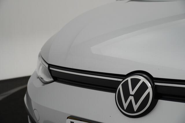 Volkswagen GOLF BWJ 2021 1.0 111 PK TSI Life VIRTUAL COCKPIT / AD. CRUISE / CLIMA / CARPLAY / 16'' LMV / MULTIFUNCT.STUUR / ELEK. RAMEN / ISOFIX / VERKEERSBORD DETECTIE