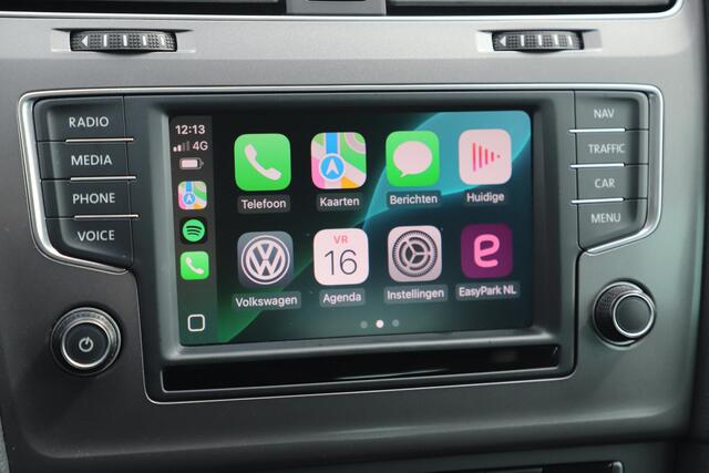 Volkswagen GOLF 1.2 TSI Connected Series R-Line 18 inch Zwarte Velgen Navigatie Carplay Android Clima Cruise Bluetooth Parkeersensor Stoelverwarming