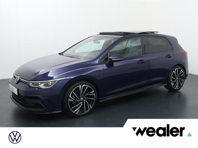 Volkswagen GOLF 1.5 eTSI R-Line | 150 PK | Automaat | Panoramadak | Matrix LED lampen | Stoelverwarming | Navigatie | DAB |