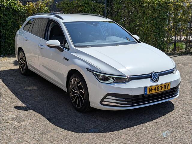 Volkswagen GOLF 1.5 TSI Style