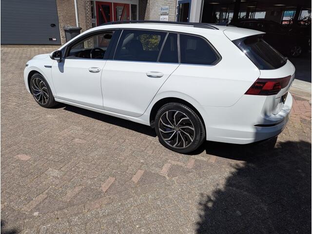 Volkswagen GOLF 1.5 TSI Style