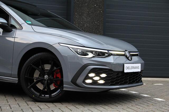 Volkswagen GOLF 1.4 eHybrid GTE | Pano | IQ Lights | 19' Estoril | Vol | Liefhebbersauto