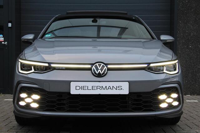 Volkswagen GOLF 1.4 eHybrid GTE | Pano | IQ Lights | 19' Estoril | Vol | Liefhebbersauto