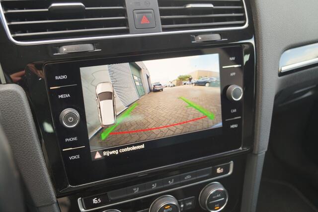 Volkswagen GOLF Variant 1.5 TSI 150pk DSG Highline -PANO-LED-ECC-CAM-