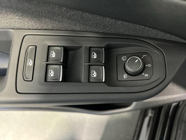 Volkswagen GOLF Variant 1.5 Tsi 115pk Life Edition · Apple/Android Car Play · Navi · Elek. Trekhaak · Stoel & Stuurwiel Verwarming · 16'' Inch ·