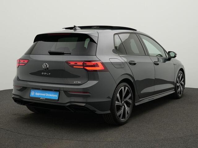 Volkswagen GOLF 1.5 eTSI 150 pk DSG R-Line | Panoramadak | IQ Light | Stuur-/stoelverwarming | Achteruitrijcamera | Sportonderstel | Navigatie