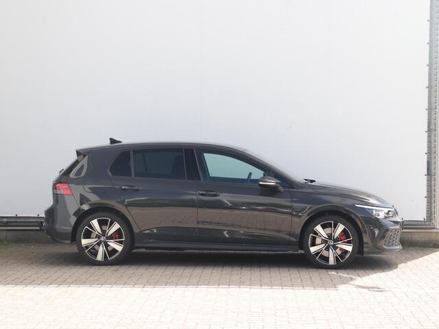Volkswagen GOLF 1.4 eHybrid GTE Voorstoelen verwarmd | Trekhaak | Sensoren V&A | Verwarmd stuurwiel |