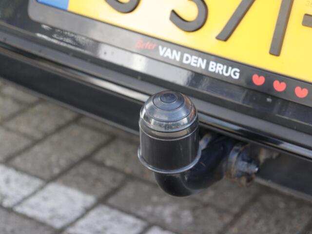 Volkswagen GOLF 1.4 eHybrid GTE Voorstoelen verwarmd | Trekhaak | Sensoren V&A | Verwarmd stuurwiel |
