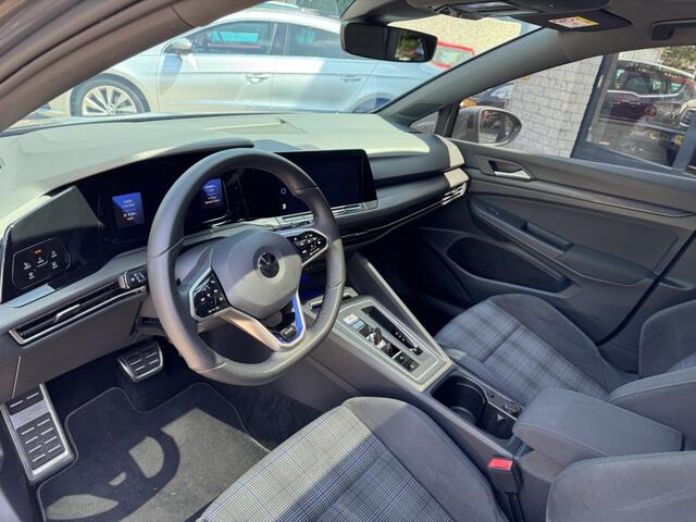 Volkswagen GOLF 1.4 eHybrid GTE Pano IQ 19" Camera Led