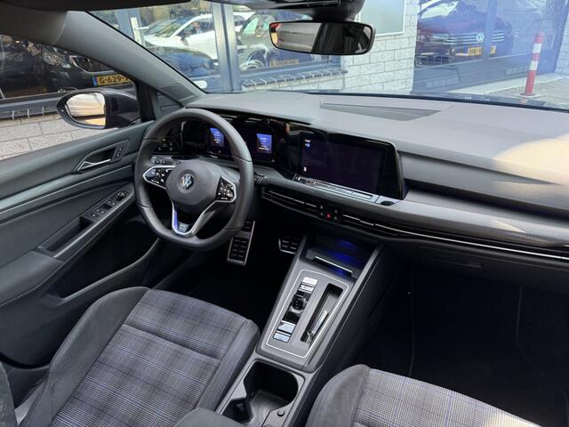 Volkswagen GOLF 1.4 eHybrid GTE Pano IQ 19" Camera Led