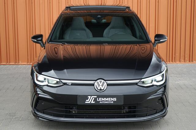 Volkswagen GOLF 1.5 eTSI R-Line Panodak IQ Light Camera Trekhaak DAB Carplay