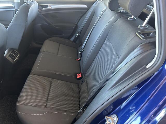 Volkswagen GOLF Variant 1.0 TSI Trendline | NAVI | Carplay | verwarmde stoelen |