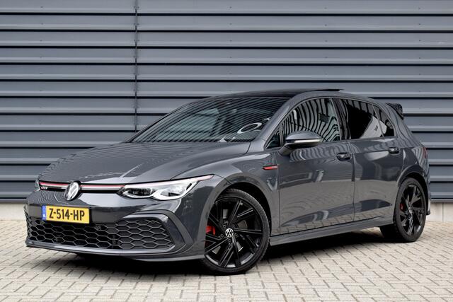 Volkswagen GOLF 2.0 TSI GTI | Panoramadak | ACC | Matrix-LED | Stoel + Stuurverwarming | CarPlay |