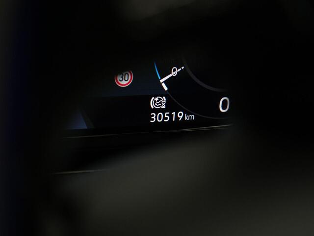Volkswagen GOLF 1.4 245 pk DSG eHybrid GTE | Panoramdak | Trekhaak | IQ Light | Head-up display | Stuur-/stoelverwarming | Achteruitrijcamera