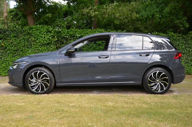 Volkswagen GOLF 1.0 TSI Life Apple Carplay/Android Auto/Ecc/Pdc/Virtueel-Dashbord/17-Inch Lmv/Cr-Controle